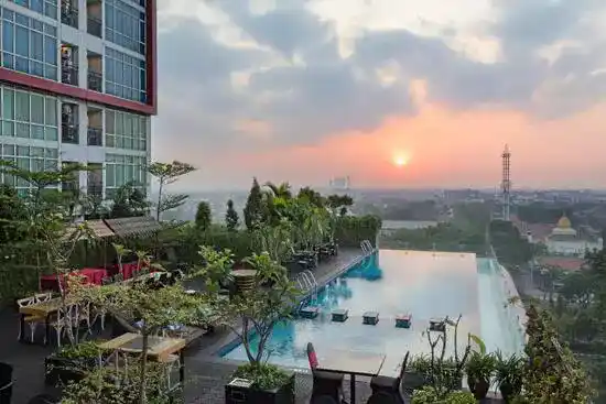 Daftar Hotel di Surabaya - Best Western Papilio Hotel