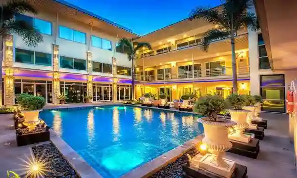 Daftar Hotel Dekat di Surabaya