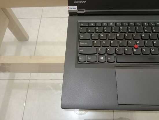 Laptop Bekas Lenovo - 2