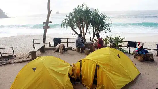 camping ground Pantai Sendiki