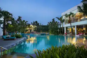 DoubleTree by Hilton Hotel Jakarta - Diponegoro