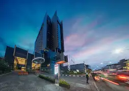 Merlynn Park Hotel Bintang 5 Jakarta