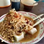 Kuliner Surabaya Lontong Balap