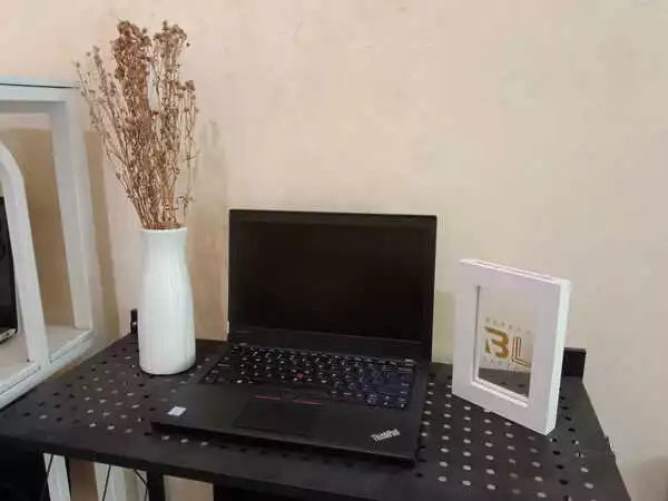 Laptop Lenovo Bekas